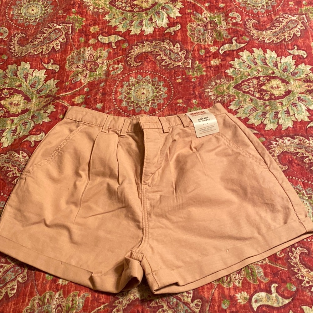 NWT Levi’s girls size 18 fits woman’s size 6